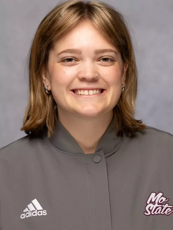 Anna Berkheimer 2024 headshot