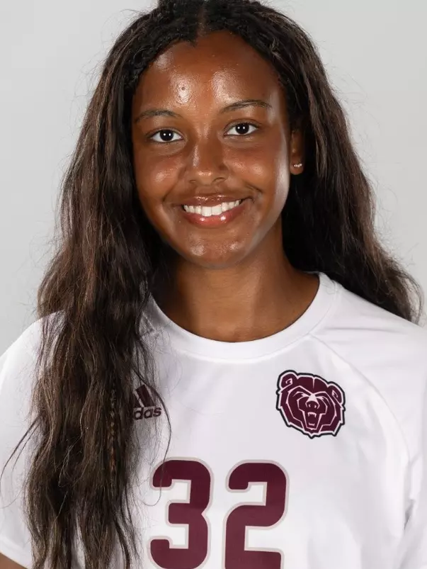 Lyiah Menilek