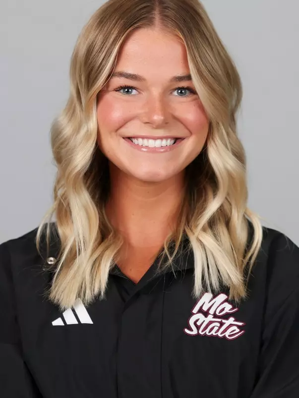 Cross Country portraits on September 15, 2025. Kevin White/Missouri State University