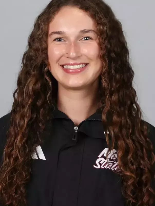 Cross Country portraits on September 15, 2025. Kevin White/Missouri State University