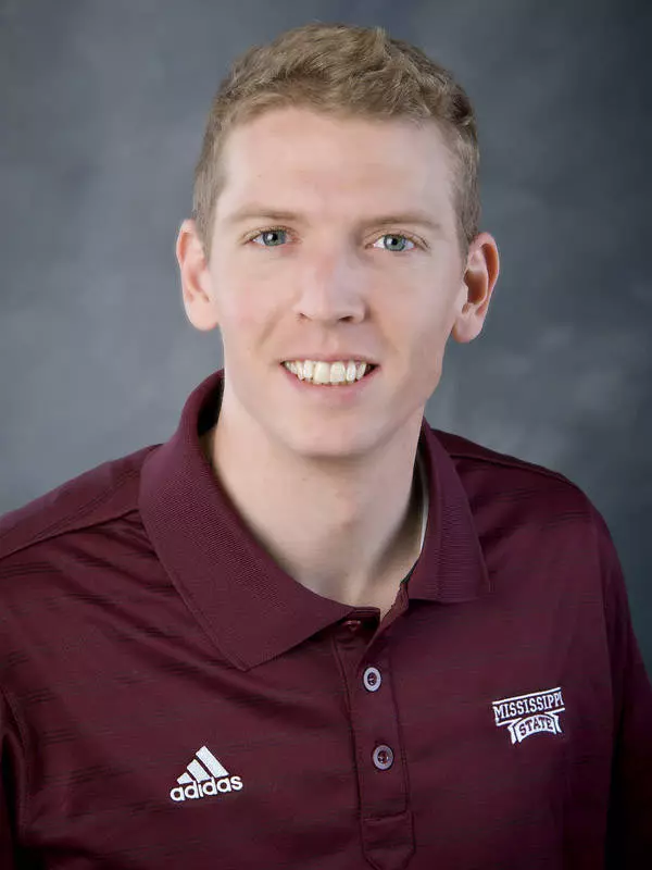 Taylor Evans Joins Bulldog Volleyball Staff