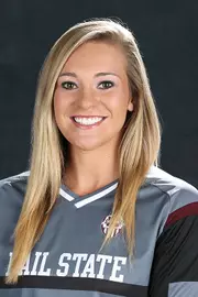 Courtney Tompkins headshot