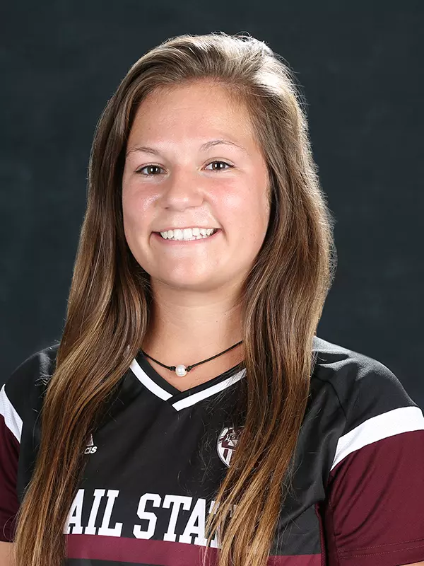 Kelly Dorney headshot