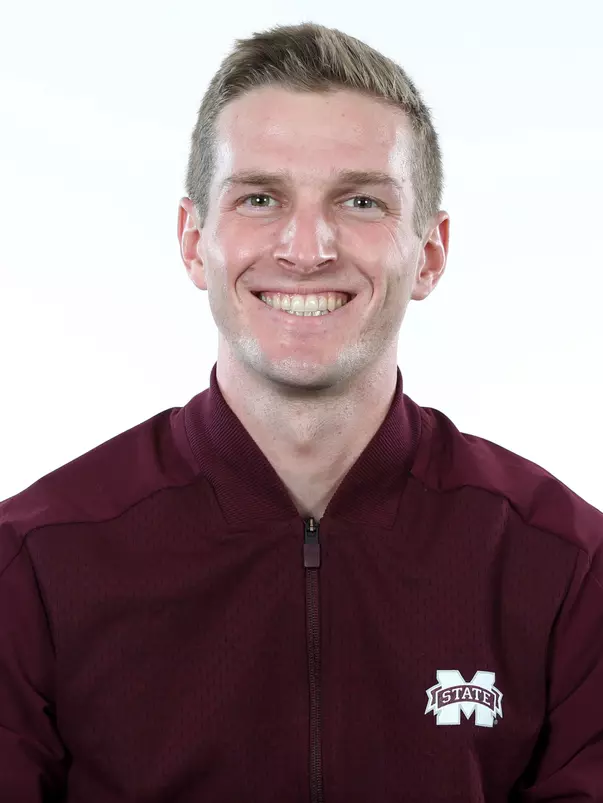 Mackay Headshot