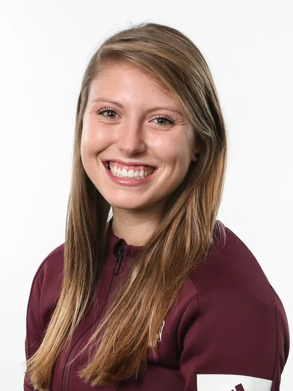 09-20-19 Headshots
Anna Balzil
Photo by Aaron Cornia