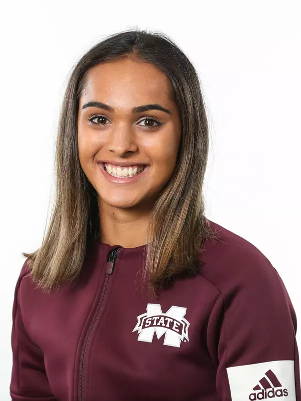 09-20-19 Headshots
Zoe Brito-Babapulle
Photo by Aaron Cornia