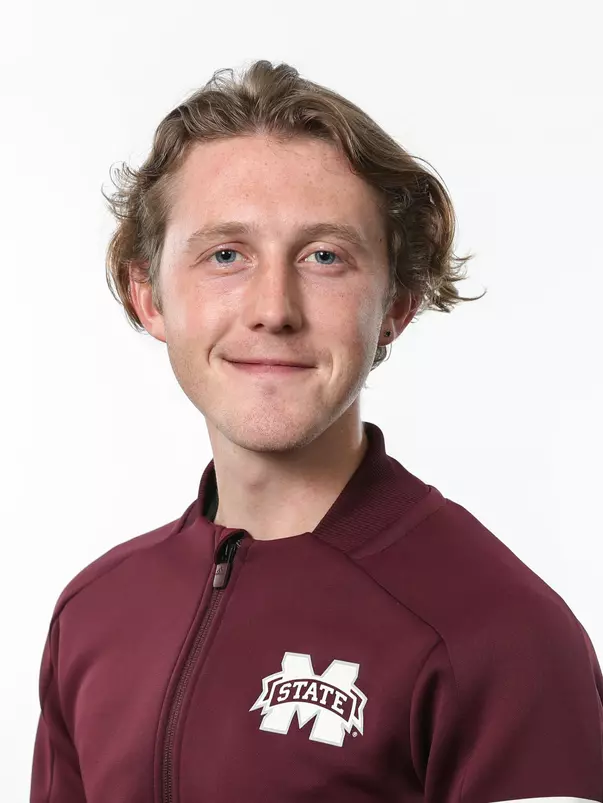 09-20-19 Headshots
Clayton Folgham
Photo by Aaron Cornia