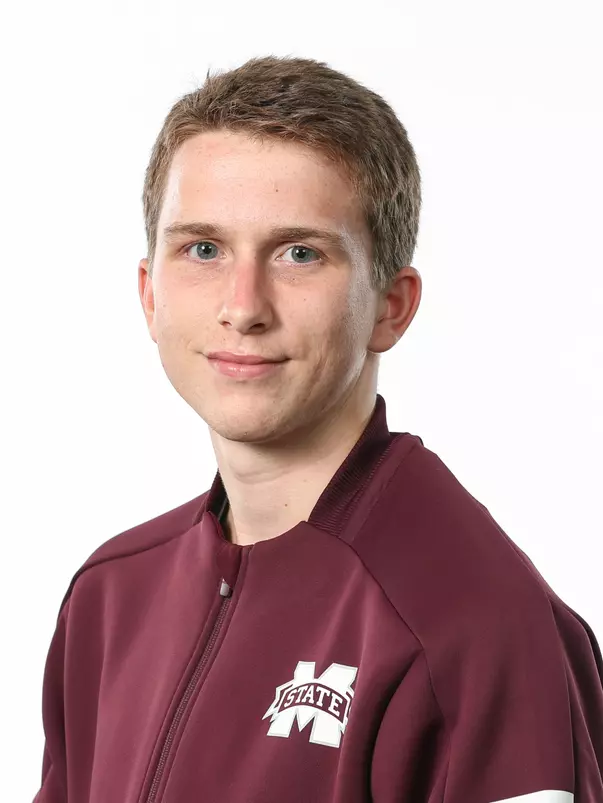 09-20-19 Headshots
Slater Richardson
Photo by Aaron Cornia