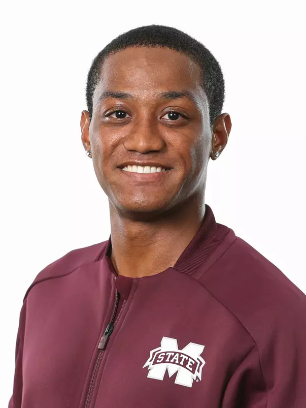 09-20-19 Headshots
Terry Smith Jr.
Photo by Aaron Cornia