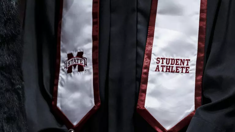 Ninety-Eight Bulldogs Earn Selections to 2020 Spring SEC Academic Honor Roll