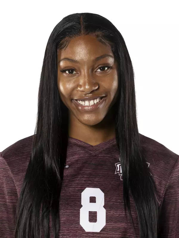 STARKVILLE, MS - July 25, 2021 - Mississippi State Middle Blocker Gabby Waden (#8) headshot during 2021 Volleyball Production Day at the Palmeiro Center at Mississippi State University in Starkville, MS. Photo By Austin Perryman