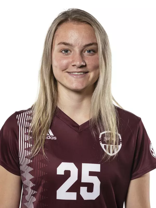 STARKVILLE, MS - July 29, 2021 - Mississippi State Forward/Midfielder KK Pavatt (#25) headshot taken during 2021 Soccer Production Day at the Palmeiro Center at Mississippi State University in Starkville, MS. Photo By Austin Perryman