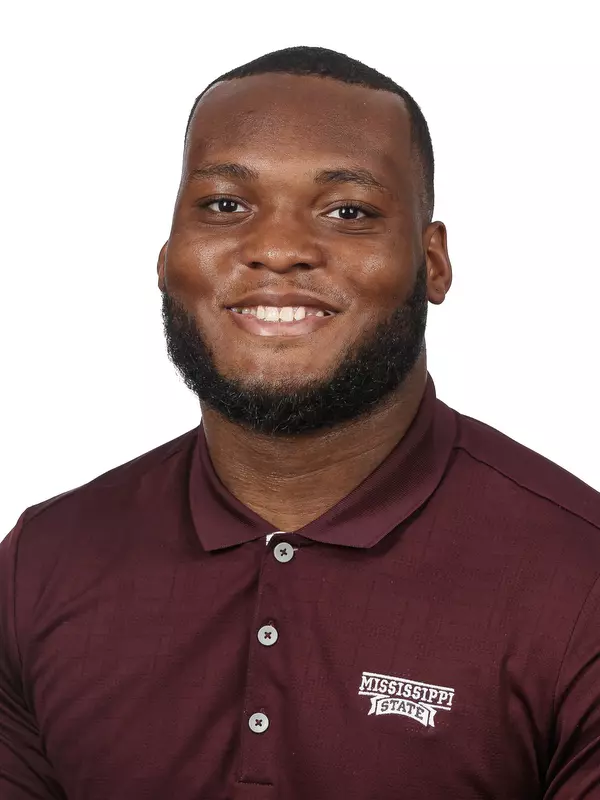 STARKVILLE, MS - June 19, 2019 - Mississippi State Linebacker Leo Lewis (#10) headshot taken at Mississippi State University in Starkville, MS. Photo By Aaron Cornia