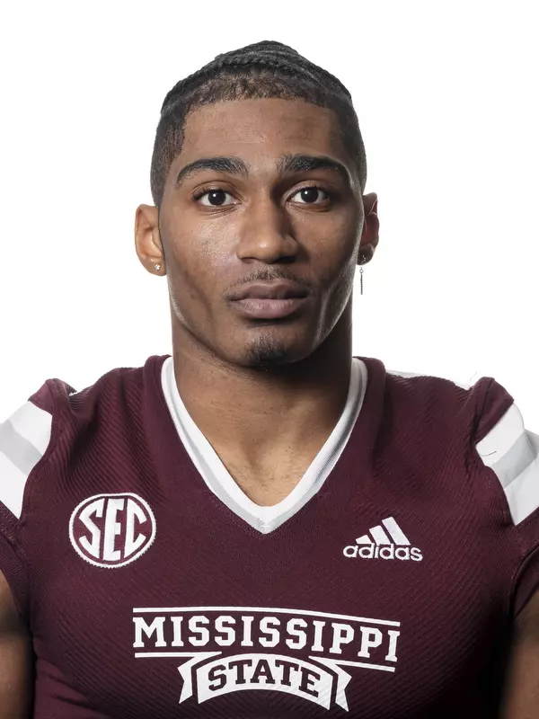 STARKVILLE, MS - 2021.10.19 - Headshot