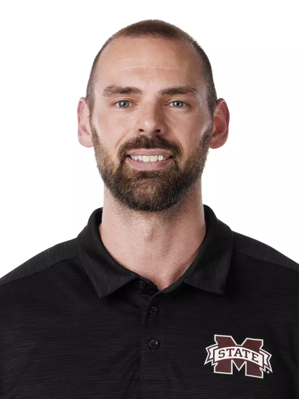 STARKVILLE, MS - 2022.04.20 - Headshot