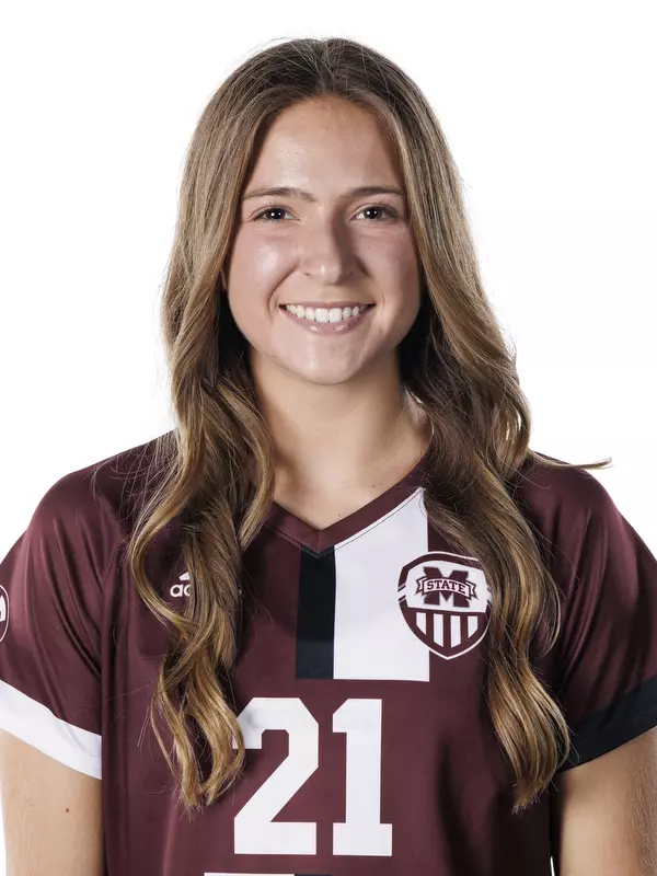 STARKVILLE, MS - July 20, 2022 - Mississippi State Forward Maggie Wadsworth (#21) headshot taken during the 2022 Soccer Production Day at the Shira Complex at Mississippi State University in Starkville, MS. Photo By Austin Perryman