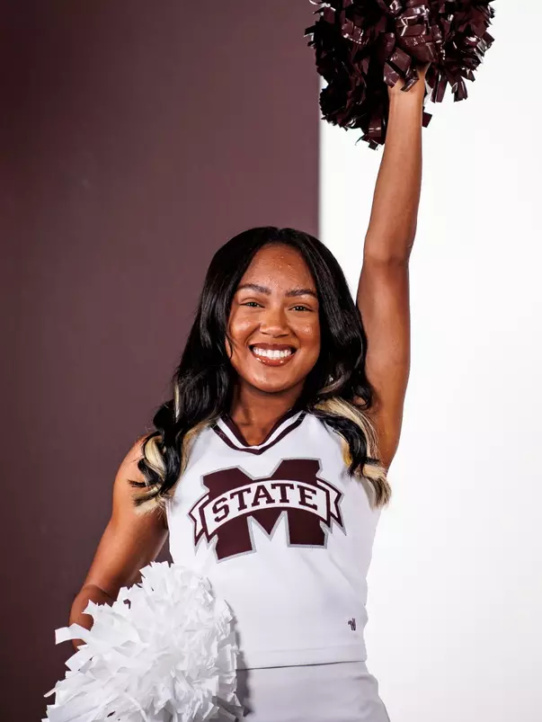 Spirit Headshots 2022-23 - B. Holton