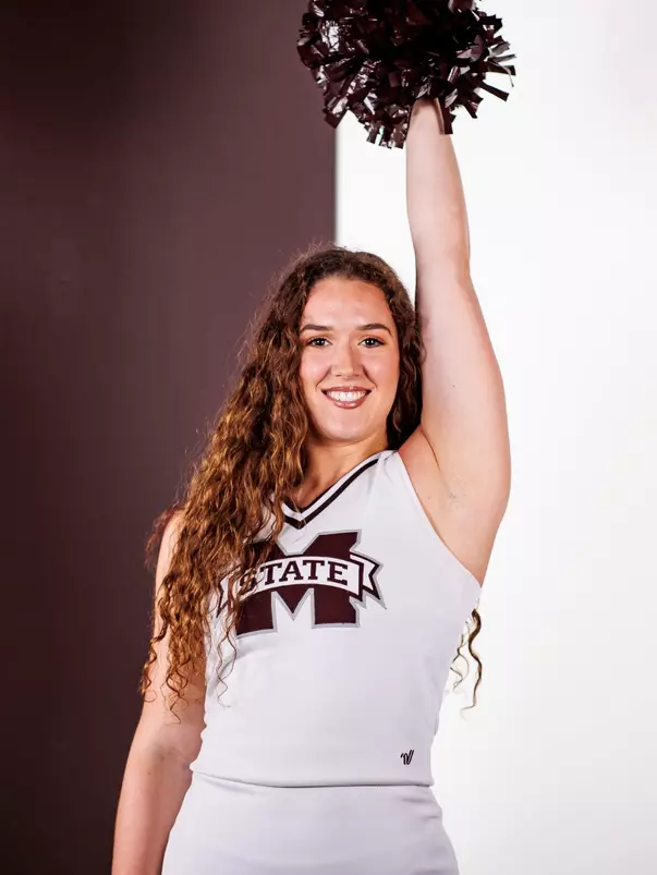 Spirit Headshots 2022-23 - M. House