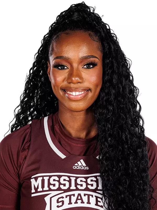 Women's Basketball 2023-24 - Erynn Barnum Headshot