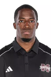 STARKVILLE, MS - October 26, 2023 - Mississippi State Jayson Ashford headshot taken at the Holliman Athletic Center at Mississippi State University in Starkville, MS. Photo By Bailey Black