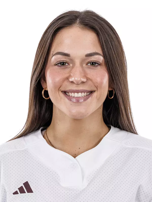 STARKVILLE, MS - January 11, 2024 - Mississippi State Catcher/Infielder Riley Hull (#4) during 2023-2024 Softball Production Day at Nusz Park in Starkville, MS. Photo By Mike Mattina