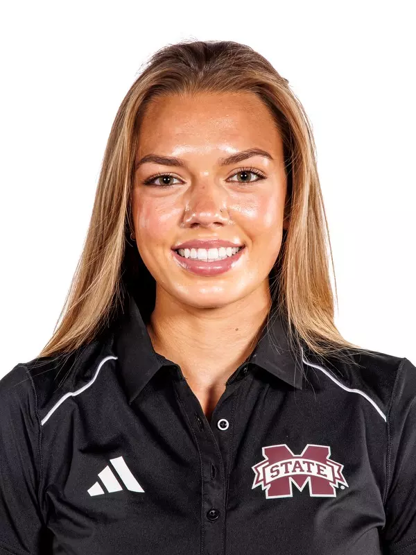 Hayley Ogle Head Shot