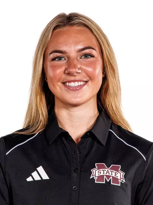 Jaelyn Ogle Head Shot