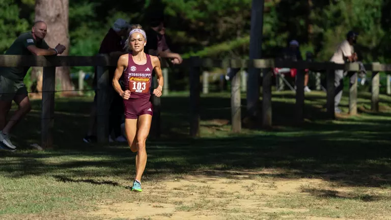 Cross Country Closes Out Regular Season Strong