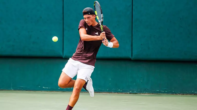 All Three Bulldogs Advance to the Round of 32 Singles