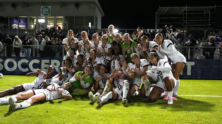 Borman’s Late Winner Advances Bulldogs In SEC Tournament