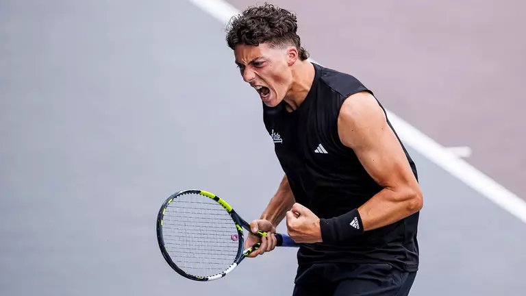 No. 12 Bulldogs Dominate No. 29 Sooners, Advance To Semifinals