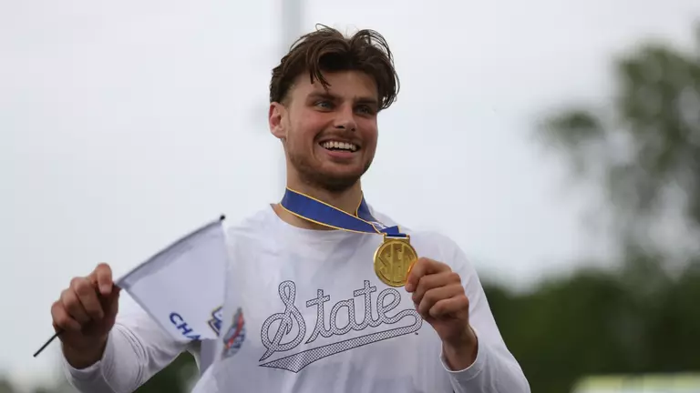 Rougetet Siblings Go Big On Day One
