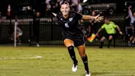 Déjà Vu For Perry And The Dawgs