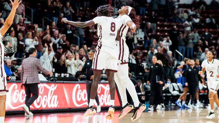 Bulldogs Upset #7 Kentucky In Starkville