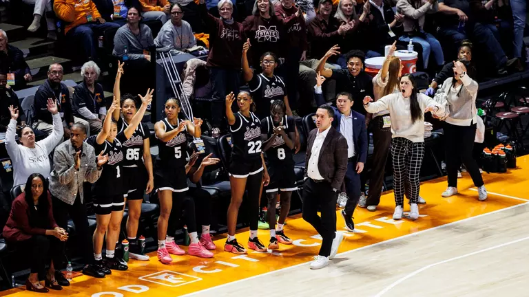 Bulldogs Leave Rocky Top With Top-15 Victory