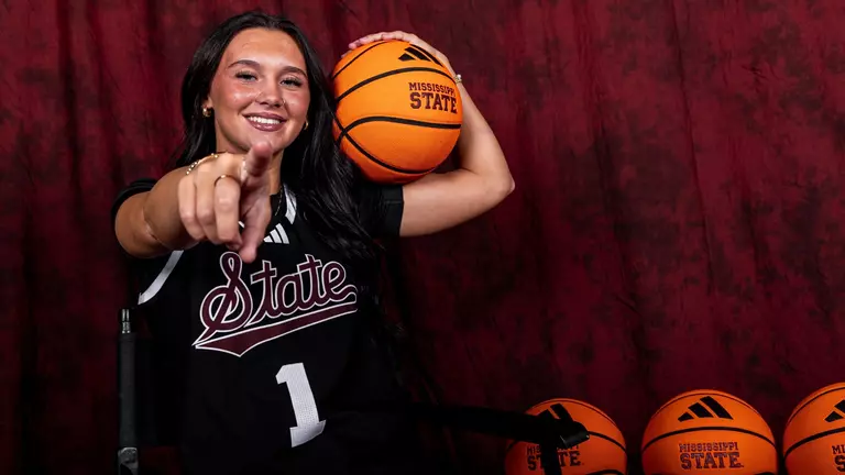 Bulldog Signee Lani Smallwood Named McDonald’s All-American Nominee