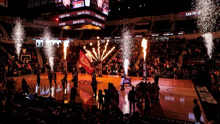 Bulldogs Drop Sunday Matchup To Missouri