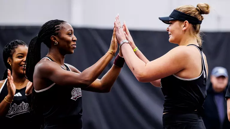 The Bulldogs are Back in Action at The A.J. Pitts Tennis Centre