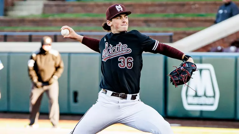 No. 3 Bulldogs Take On Tulane In Biloxi