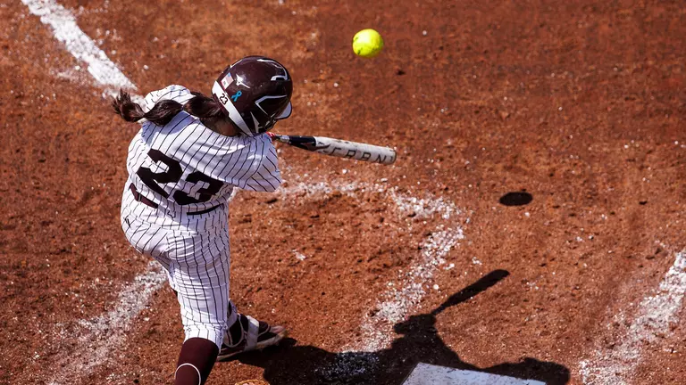 Bulldogs Fall In Walk-Off Fashion At Ole Miss Friday
