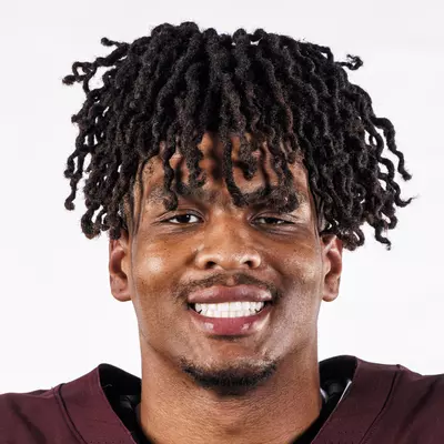 Dealyn Evans headshot