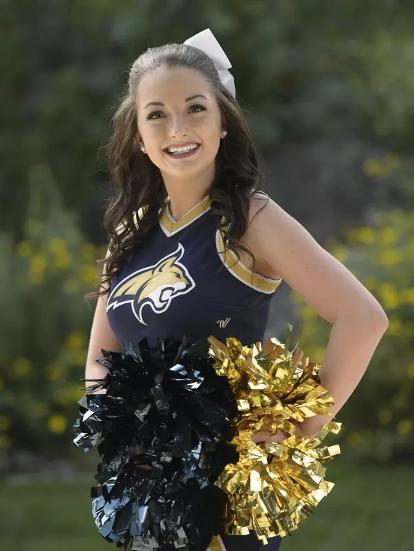 Deibert_Paige_mug_cheer