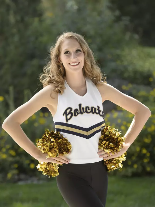 Tolzien_Emma_Mug_Dance