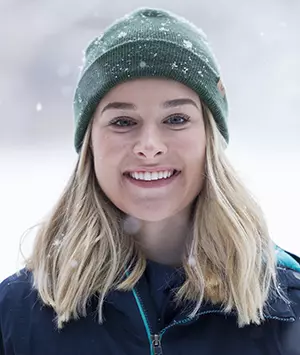 SKI_1718_Mia_Henry_WEB