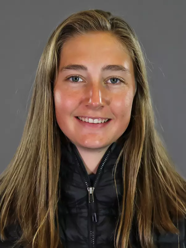 SKI_1819_Anna_Fake
