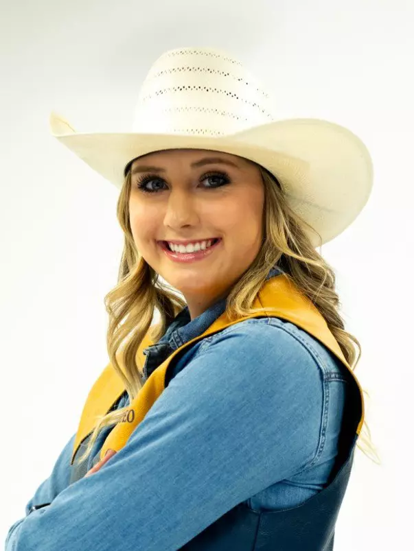 Shaylee Peters WRodeo 23-24