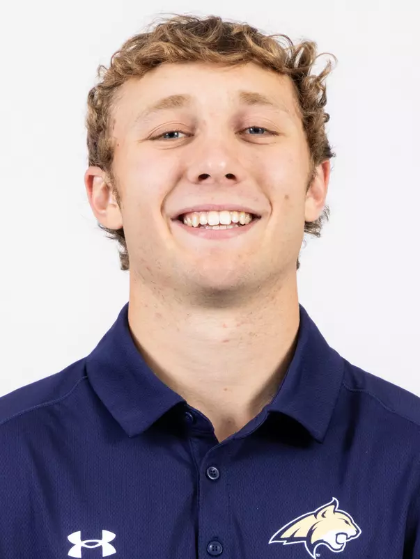 Carter Ash_headshot_23-24