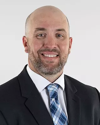 ATH_25_Jones Derek - Strength Coach