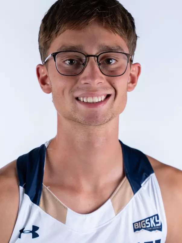 2026 MSU Cross Country Headshots