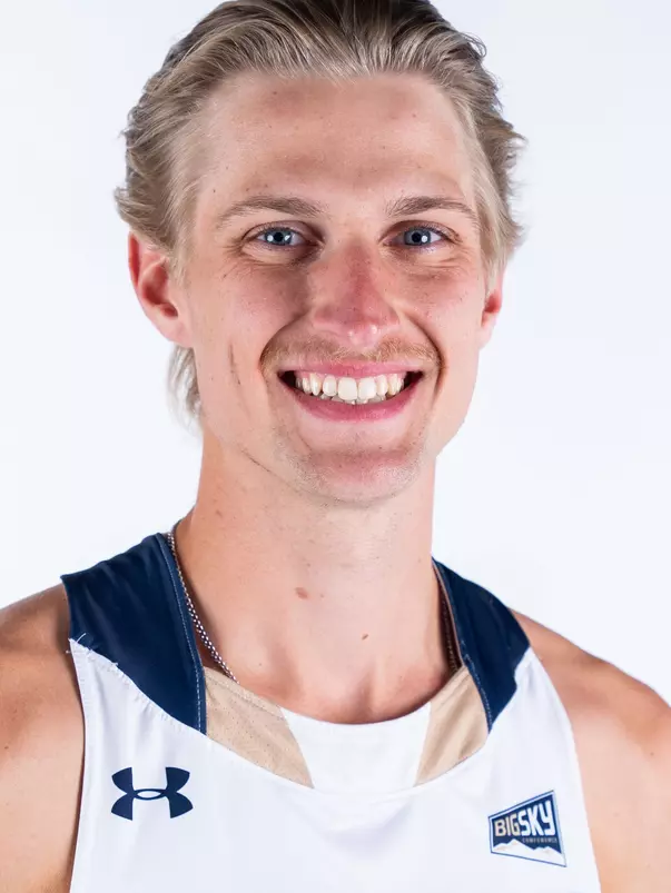 2026 MSU Cross Country Headshots